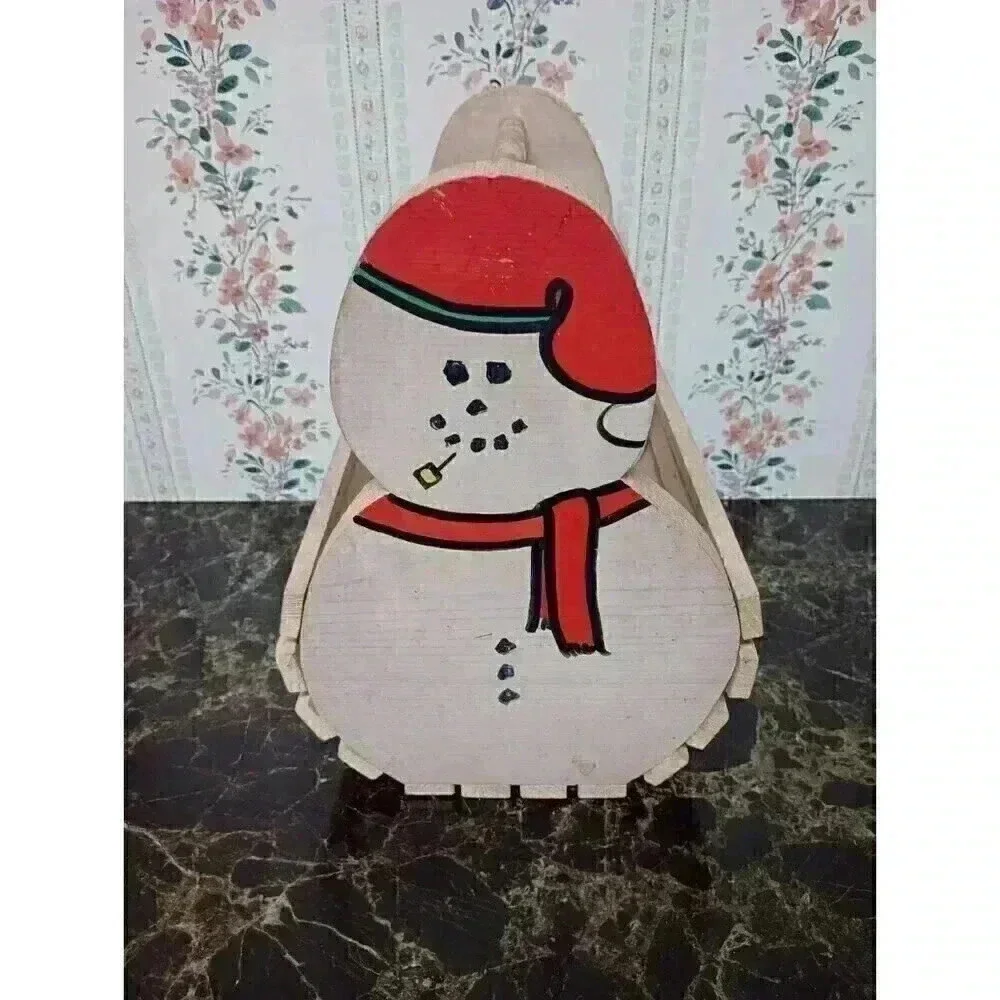 Vtg Handmade Hand painted Basket With Snowman Smoking Pipe Christmas Decor White